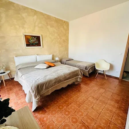 Giulia - Palazzo Milano Appartamento *