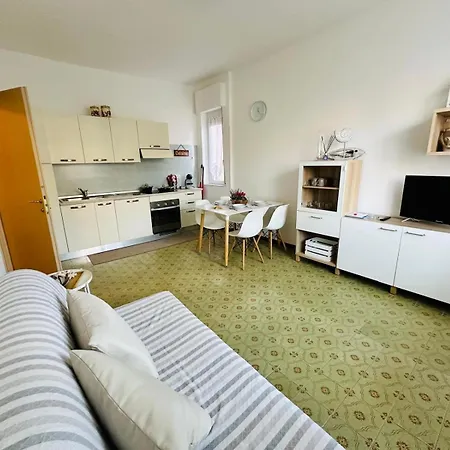 Giulia - Palazzo Milano Apartmán Diano Marina