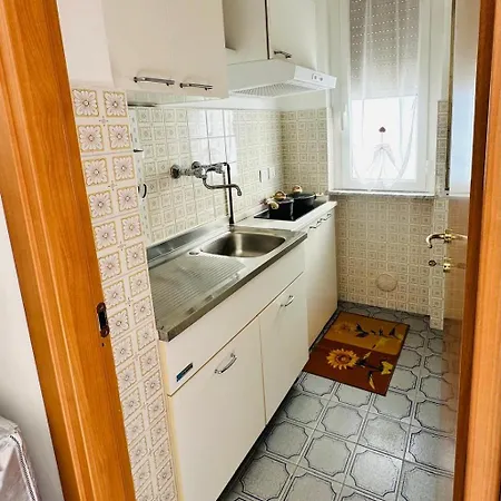Giulia - Palazzo Milano דירה דיאנו מרינה