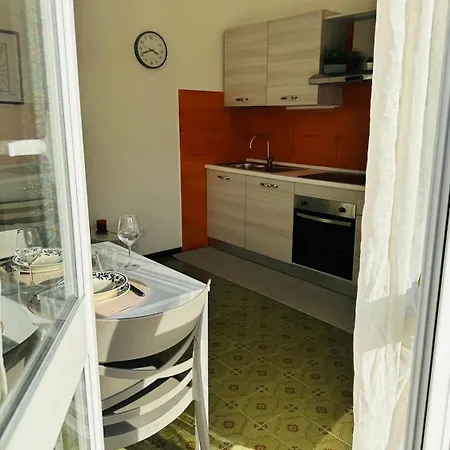 Giulia - Palazzo Milano Lägenhet Diano Marina