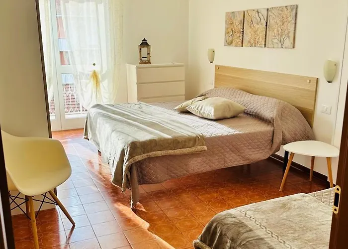 Giulia - Palazzo Milano Apartmán Diano Marina