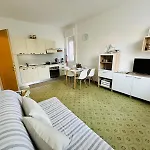 Giulia - Palazzo Milano Apartment Diano Marina