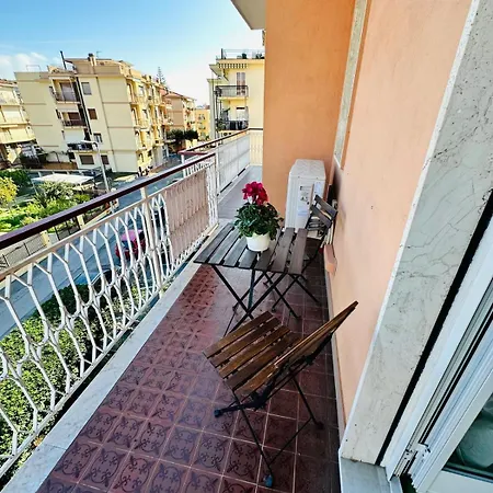 Giulia - Palazzo Milano Apartamento