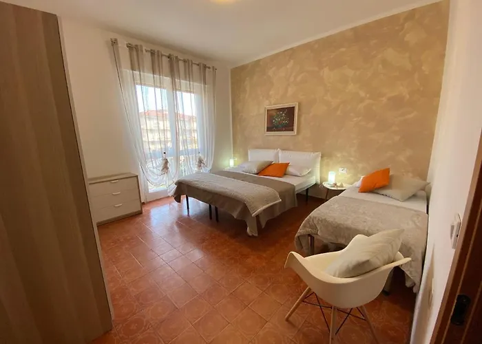 Giulia - Palazzo Milano Apartamento *