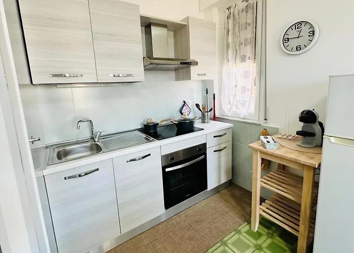 Giulia - Palazzo Milano Apartamento *